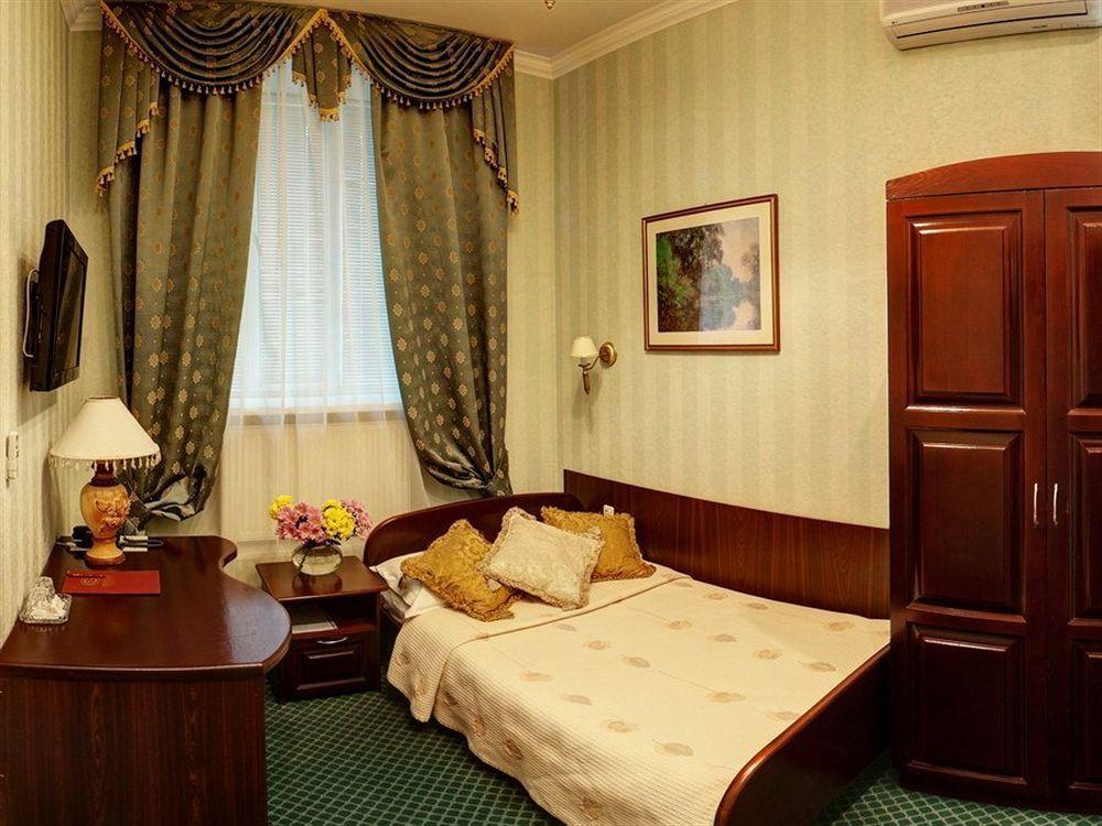 Gallery Hotel Gintama Apgrade เคียฟ ภายนอก รูปภาพ