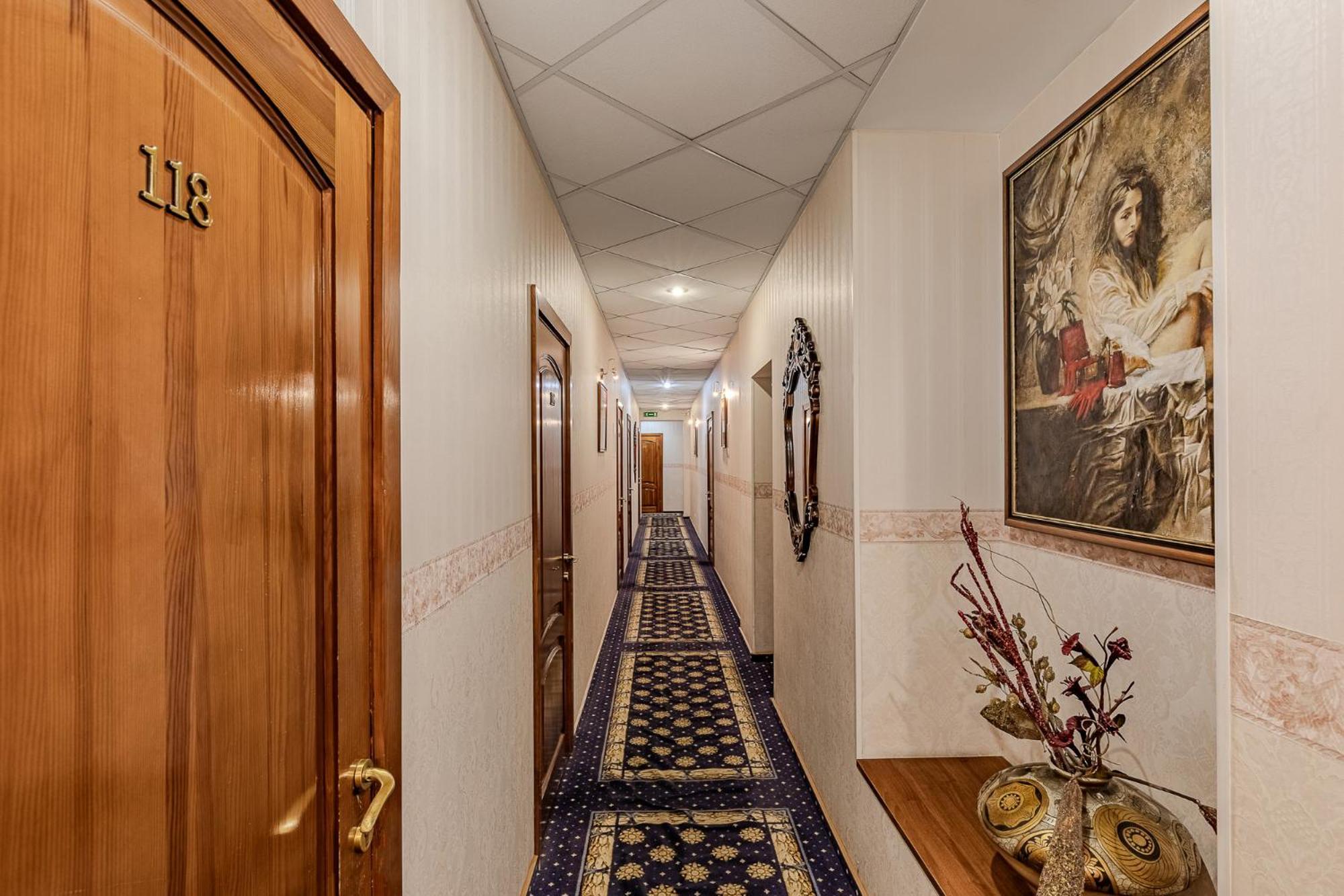 Gallery Hotel Gintama Apgrade เคียฟ ภายนอก รูปภาพ