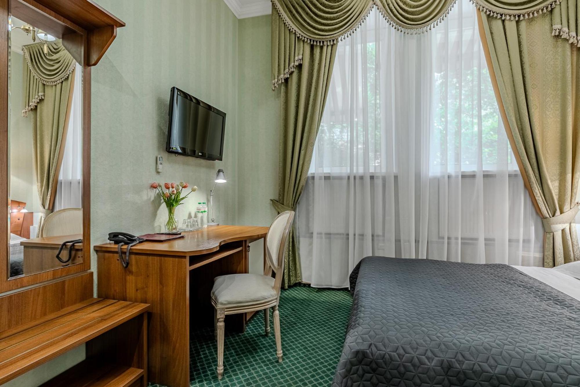 Gallery Hotel Gintama Apgrade เคียฟ ภายนอก รูปภาพ