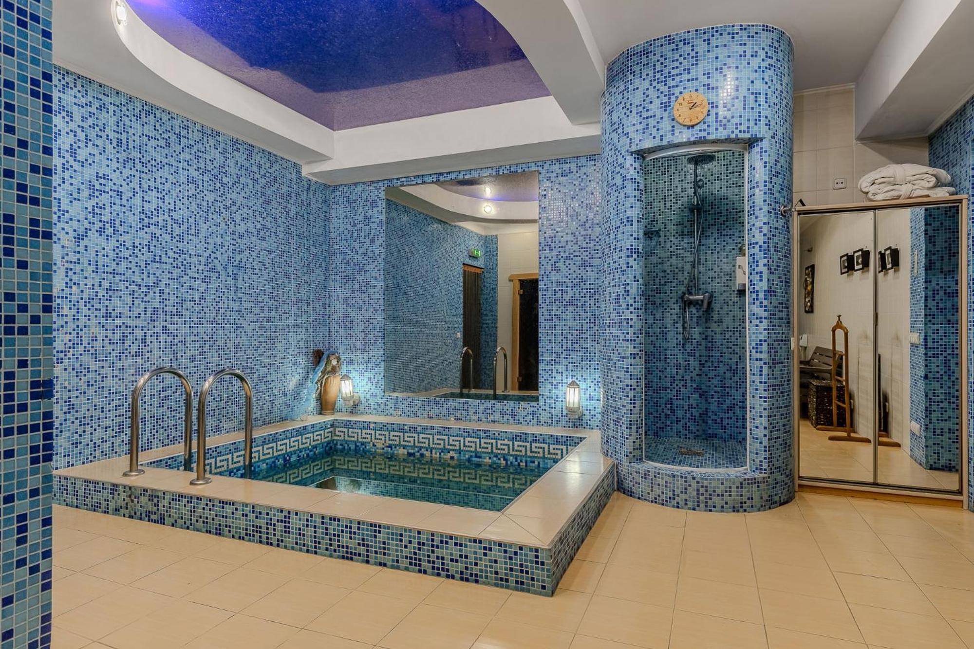 Gallery Hotel Gintama Apgrade เคียฟ ภายนอก รูปภาพ