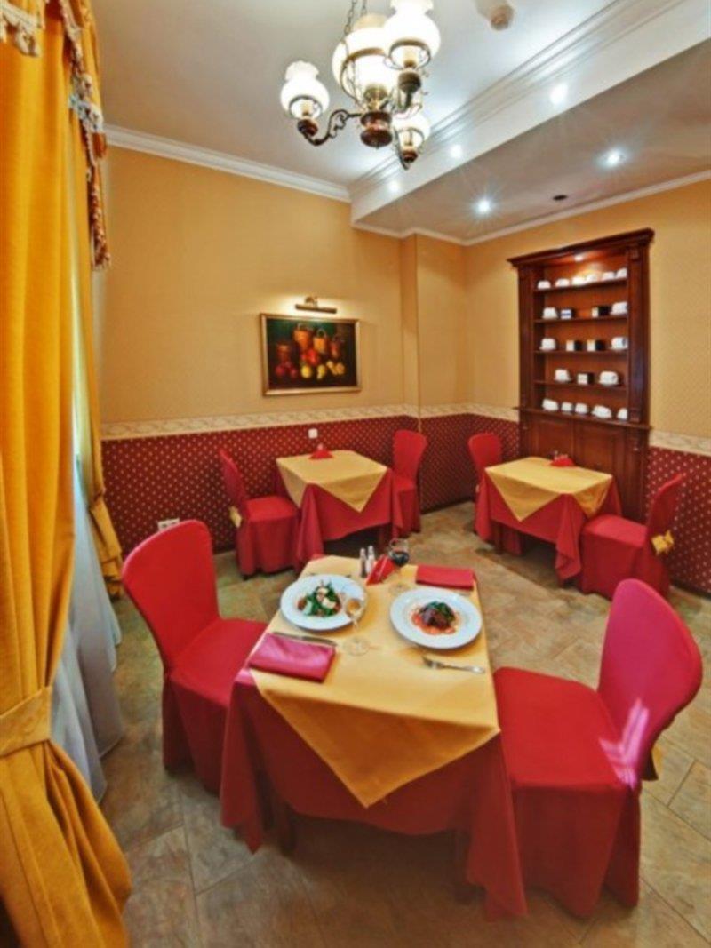 Gallery Hotel Gintama Apgrade เคียฟ ภายนอก รูปภาพ