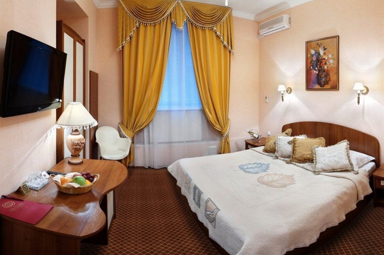 Gallery Hotel Gintama Apgrade เคียฟ ภายนอก รูปภาพ